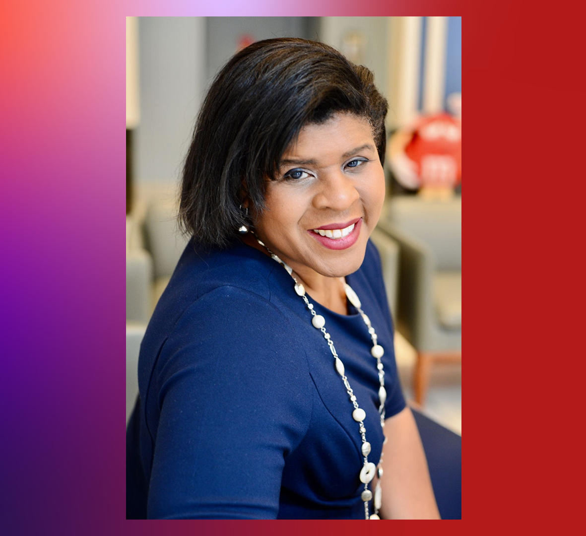 Headshot of Ruth Browne