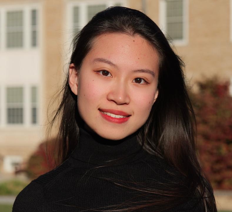 Jiayi Guo in front of MVR