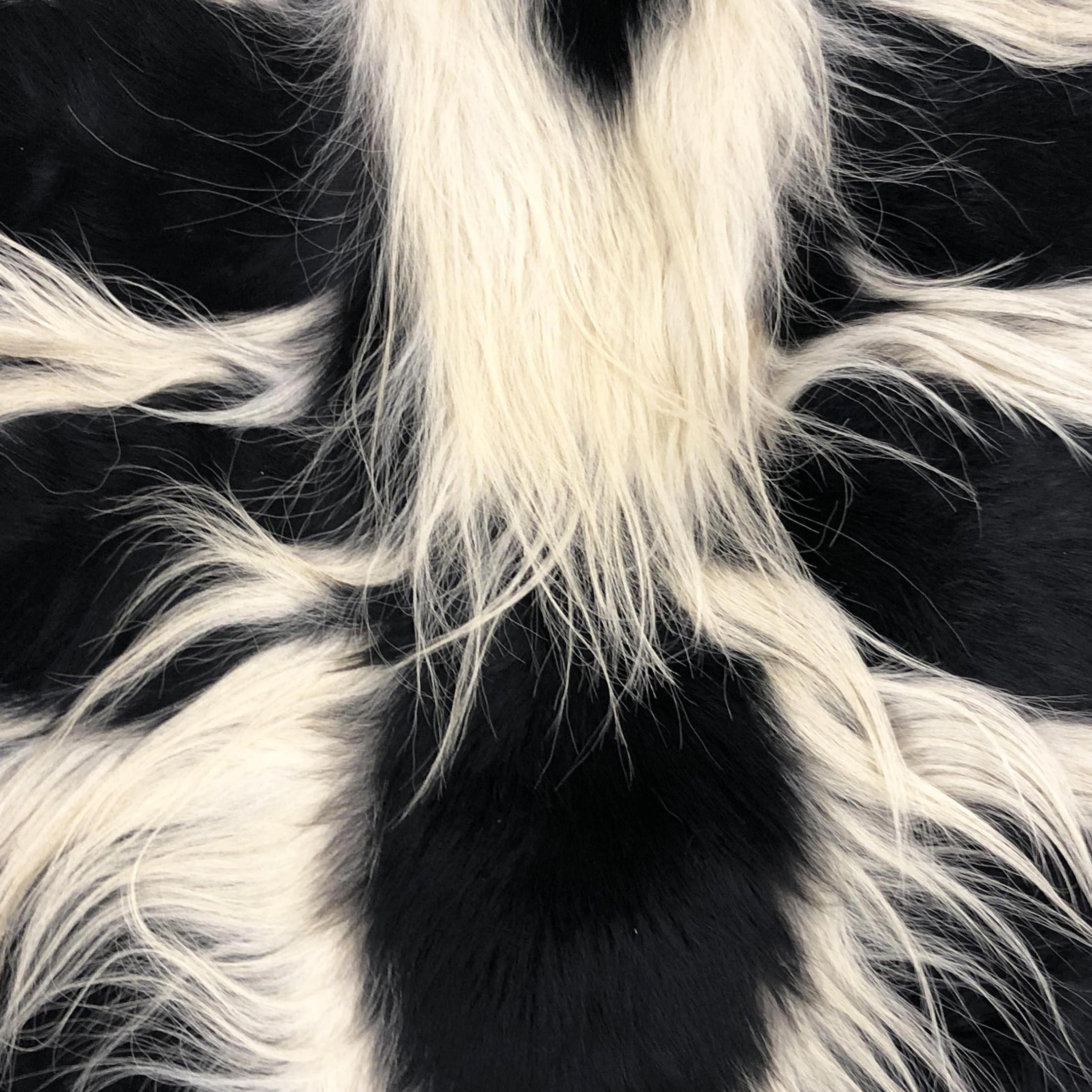 Black and white monkey fur