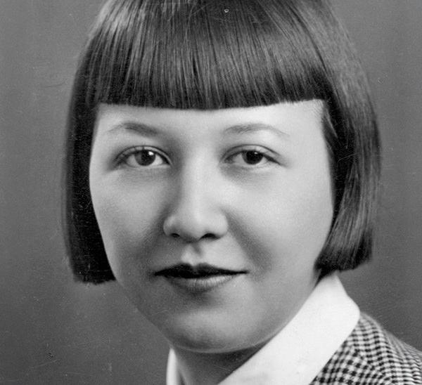 Portrait of Henrietta Guilfoyle, née Hoag, Class of 1940.