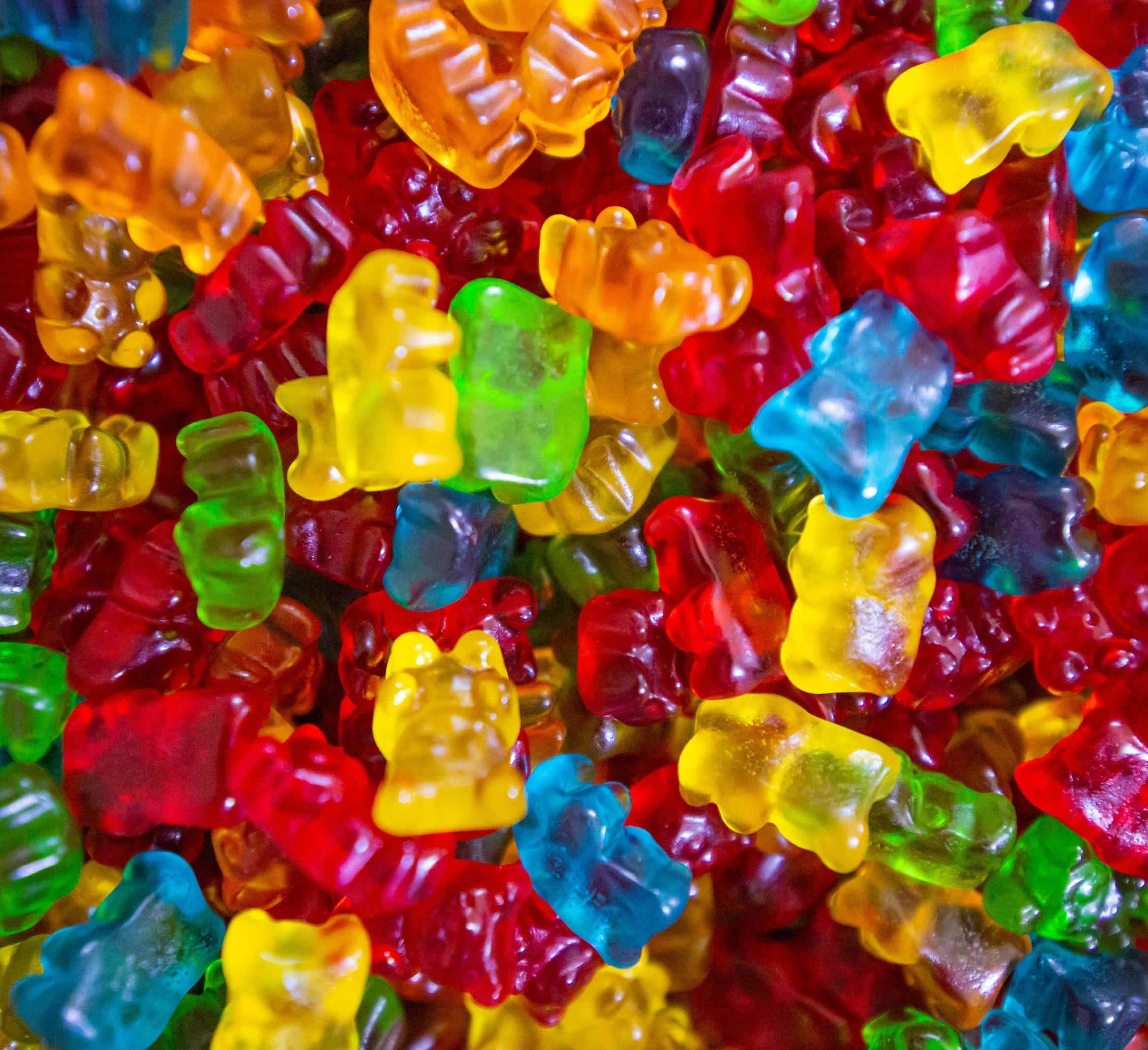 multicolored gummy bears