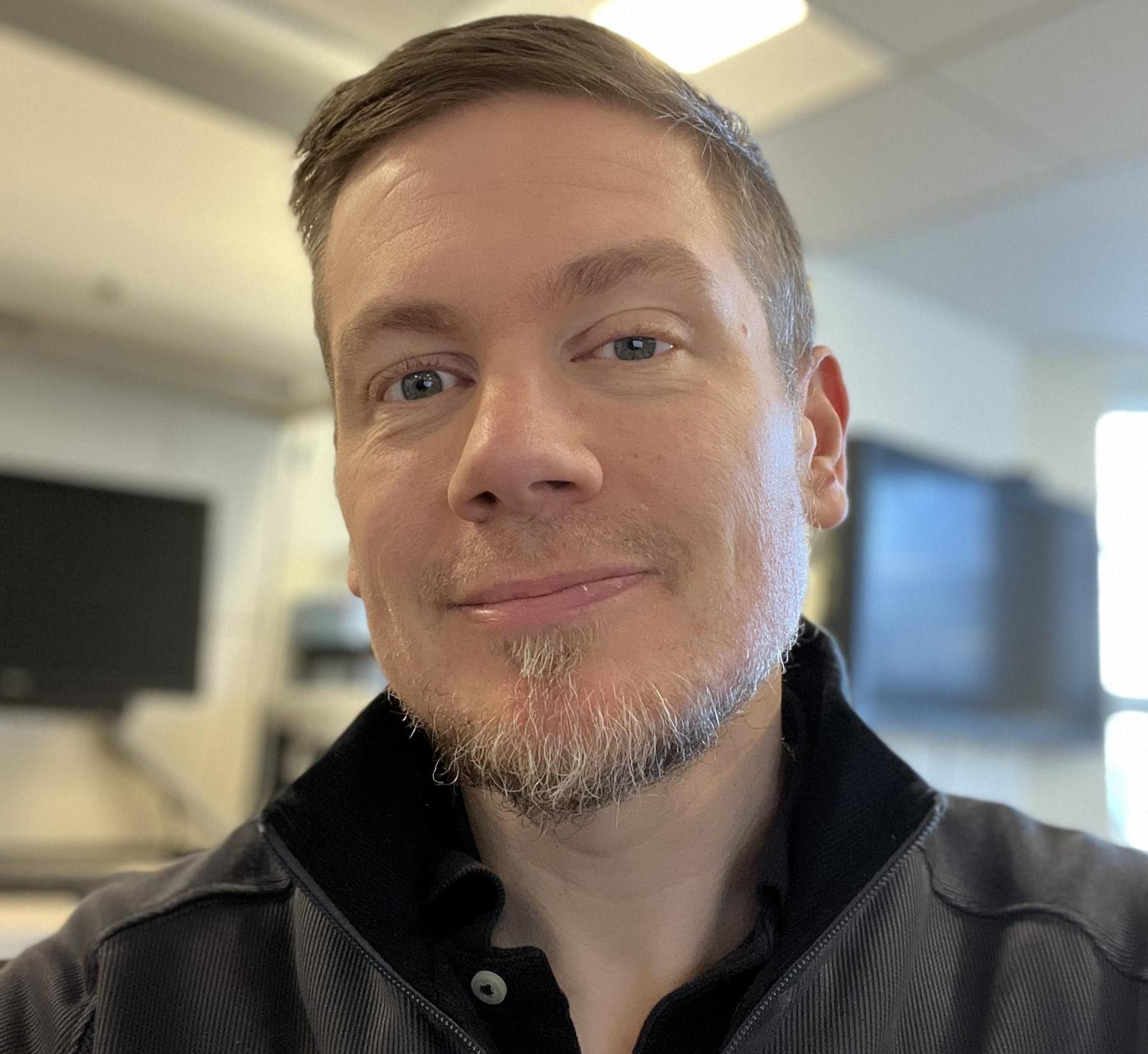 Portrait of Sean Holbert