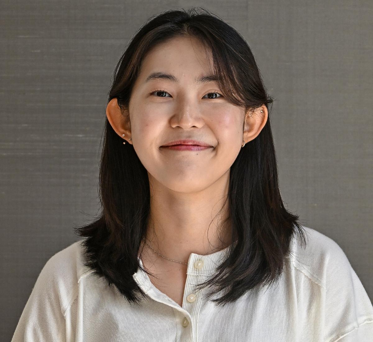 Portrait of Jee-oo Song