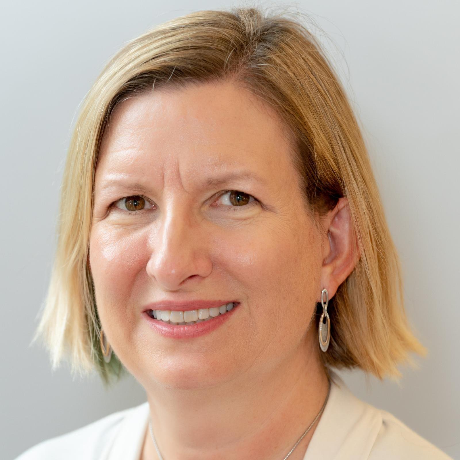 Margaret Frey headshot