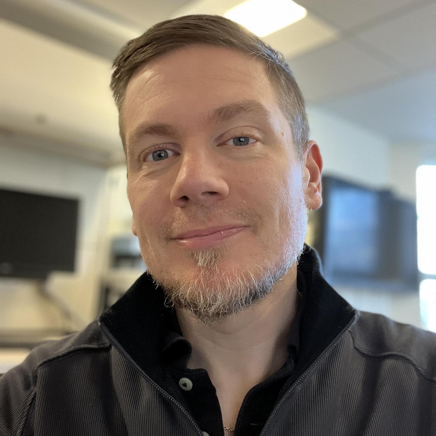 Portrait of Sean Holbert